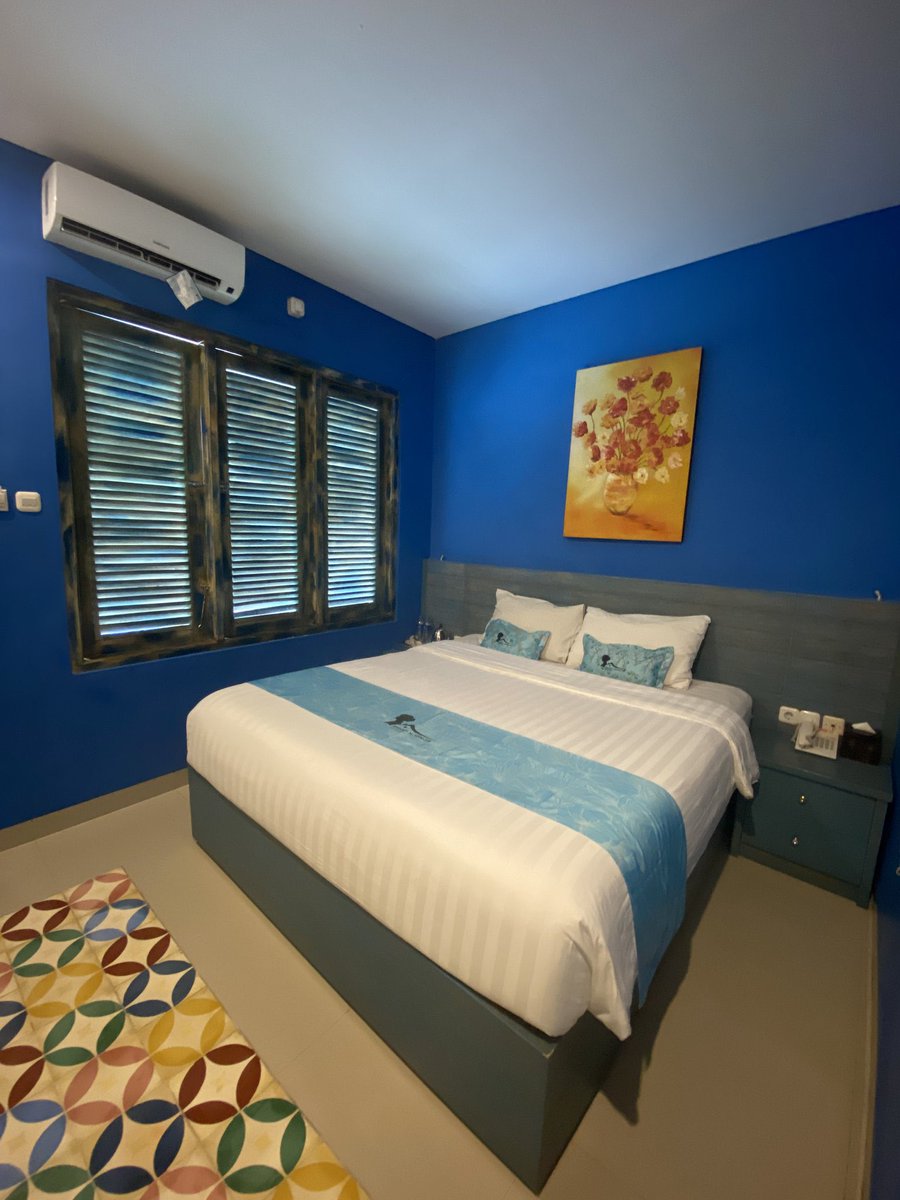 Intermoodd's tweet photo. Mungkin bisa kalian save/markah dulu!

Rekomendasi beberapa hotel/penginapan yang worth it dan bisa jadi pilihan kalau kalian mau liburan ke jogja🙌🏼

A THREAD part 2 https://t.co/UF8eEncIih