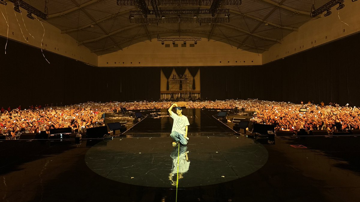BAEKHYUN_official tweet media