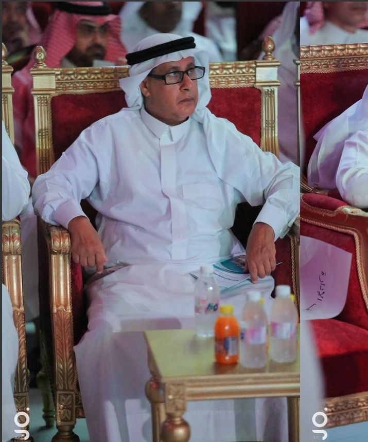 alosami01's tweet photo. نُبارك للدكتور سعيد بن محمد المعشي - معرِّف قبيلة المعاشية تخرج ابنه الدكتور "محمد" من كلية الطب بمرتبة الشرف الأولى ، راجين الله عزّوجل له بمزيداً من التفوق والنجاح . https://t.co/LlwYGtCR2o