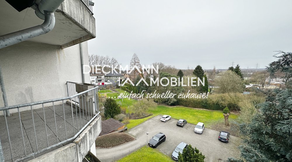 niels_dieckmann's tweet photo. Neuer Tag - neue #Immobilie
HEUTE: #Eigentumswohnung in zentraler Lage von #Essen #Schonnebeck
Objekt-Nr. 1540
Wohnfläche: 69 m²
Zimmer: 3
Kaufpreis: 109.000,- €
Käuferprovision: 3,57 % inkl.MwSt.
Info:
👇
https://t.co/U5aCIKlqCw
#ruhrgebiet #Ruhrpott #katernberg #stoppenberg #kray #Gelsenkirchen #Bottrop #Bochum #gladbeck #oberhausen #mülheim #mülheimruhr #immobilienmakler #immobilienangebot