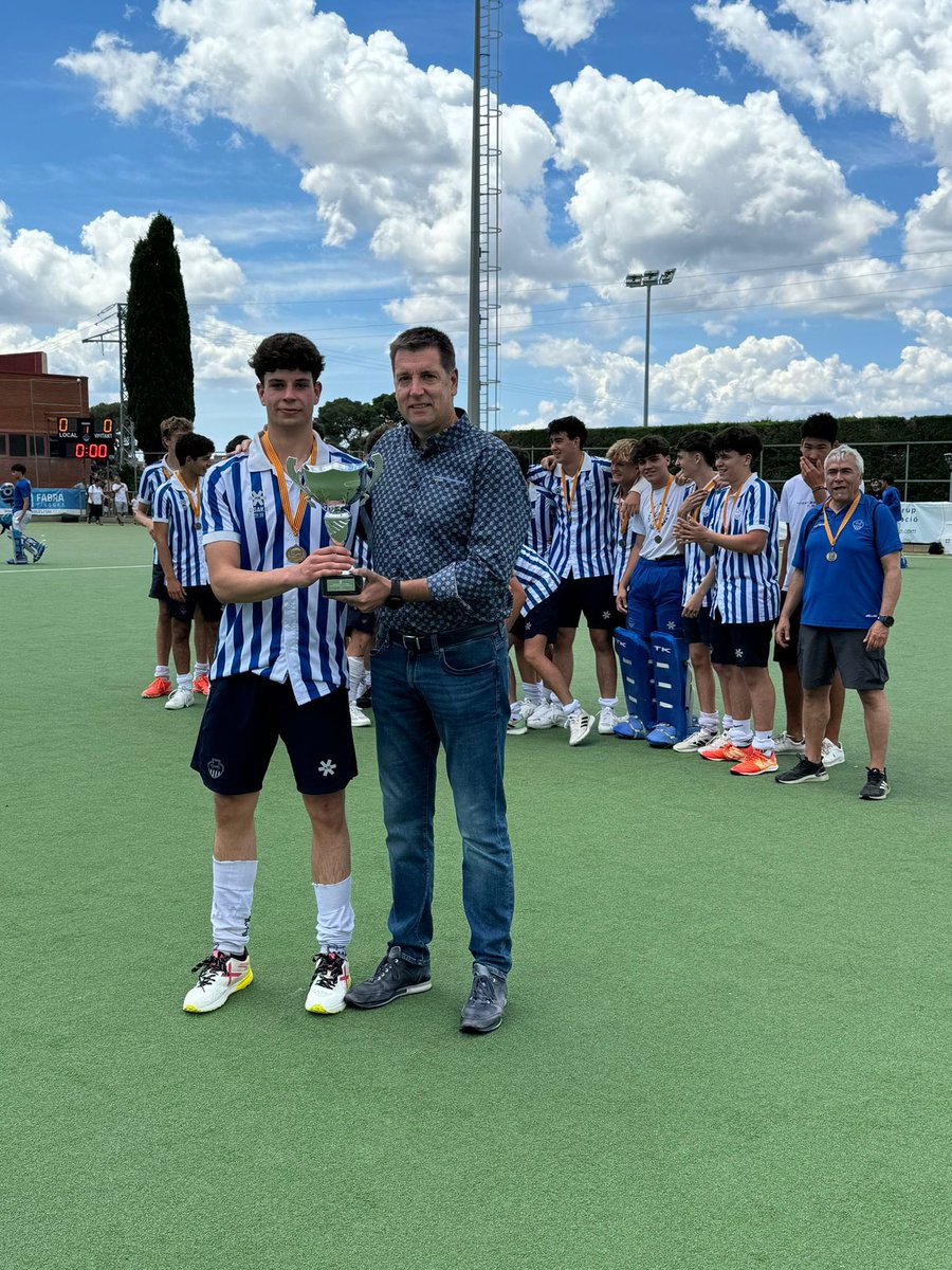 🏆 El <a href="/clubegara/">Club Egara</a> és campió de Catalunya en categoria Juvenil del grup B

Enhorabona, campions!👏🏻

#SomFederació #HockeyCat