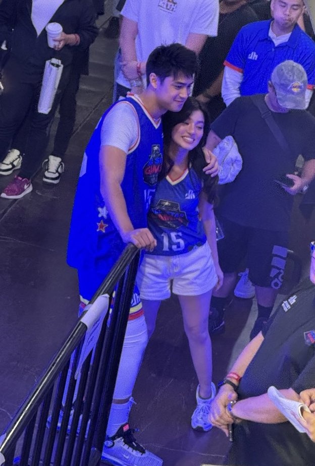 donstutoch4ever's tweet photo. Maharot talaga hahaha jowa coded talaga si Belle tonight 🩷💞💗🩷💞💗

GAME ON DONNY

#DONNYOurBestPlayer
#BringItOnDONBELLE https://t.co/mmIIb1blib