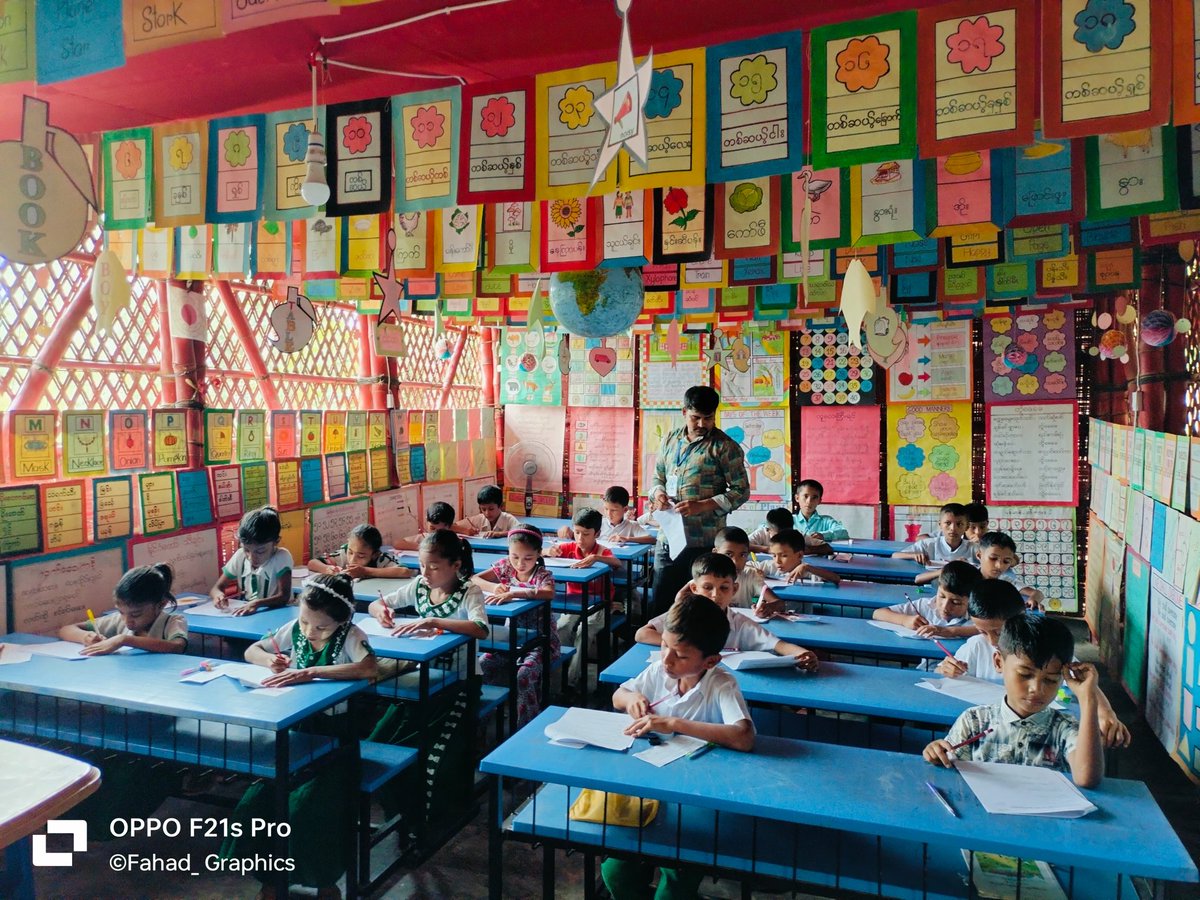 HafezMms's tweet photo. Taking the Year- End Assessment with Grade :3-10 students #COAST #UNICEF #Educationproject #Rohingyarefugeechildren https://t.co/5GbpPohq4m