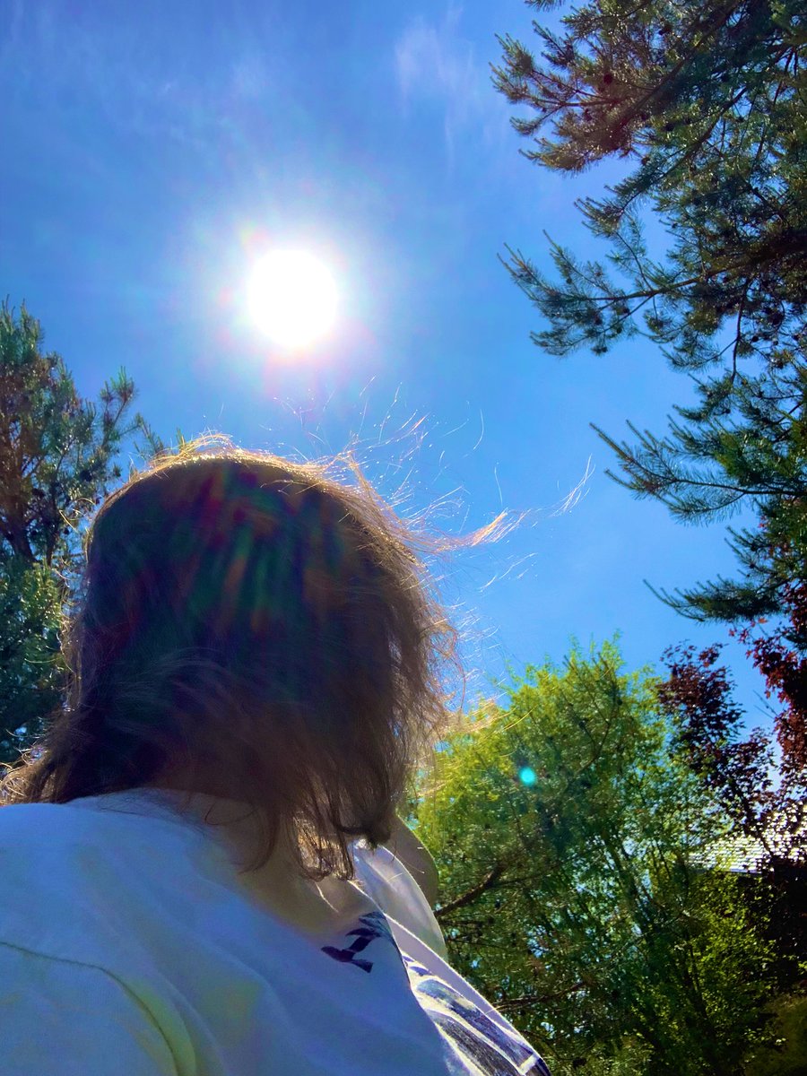 mi_alma_solea's tweet image. #SummerModeOn 💕🩵🍃🌸
…
What do I do, it seems so far away
You know my heart, it doesn&apos;t wanna stay
Tus besos en mi alma quiero aquí, aquí
Remember when we both said
We would never let this lie
…
Amor mío, tengo frío
Escalofríos, te necesito
You got me questioning my mind
Aaah