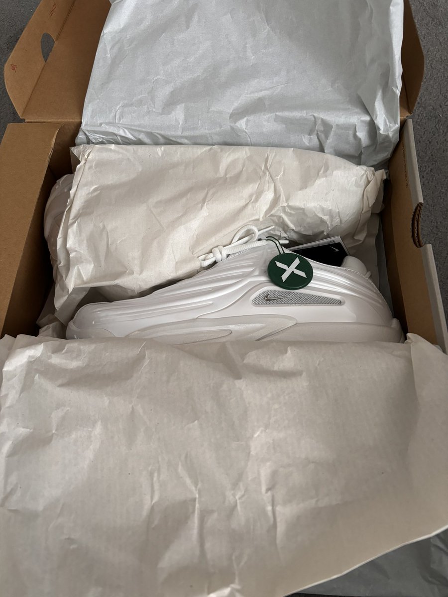 lacex ඞ tweet media