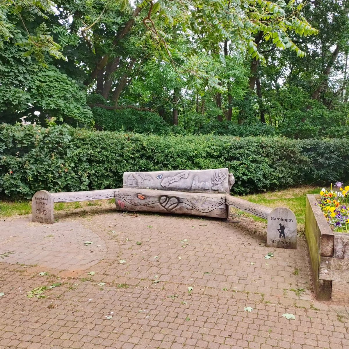 TotallyLocal_LB's tweet image. SundayWisdom 🧡 Challenge completed 👣💚 Stage 3 of @greensandcountry's Greensand Ridge long distance 42 mile walk. Go do it everyone if you can! It's fabulous 💚 "You who walk to think, May seek your path on the Greensand Ridge" (Ed Burnett) 💚