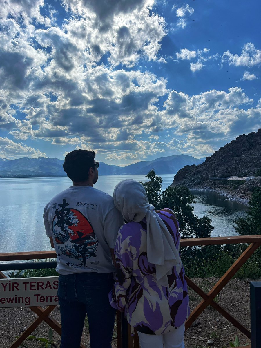 eliffkatar's tweet photo. Sevgilim 🤍 https://t.co/05AQtjRniE