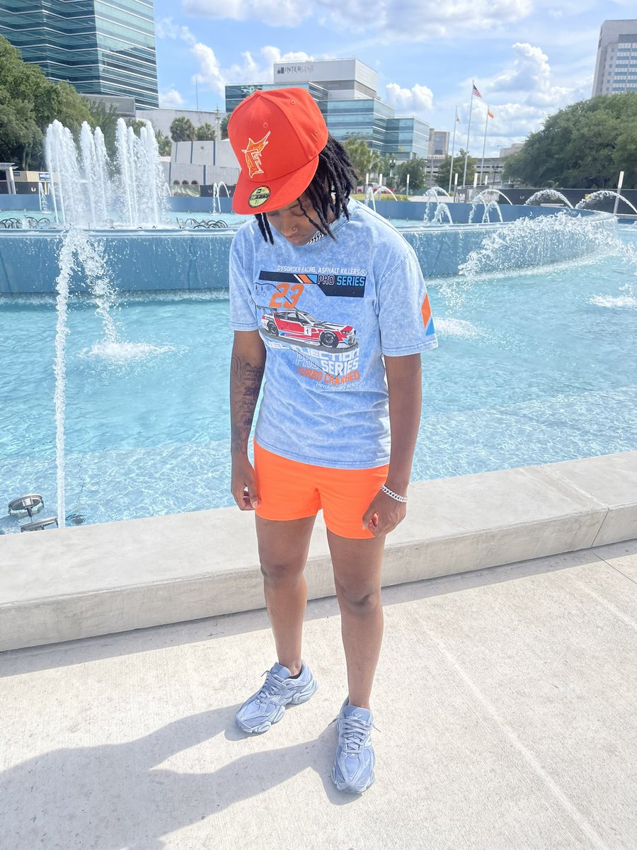 TheOnlyRespect's tweet photo. It’s Officially Summer Time ☀️🌸 STUDS WE ARE OUTSIDE 😎🌈 #HappyPrideMonth https://t.co/FoC2rSm59n