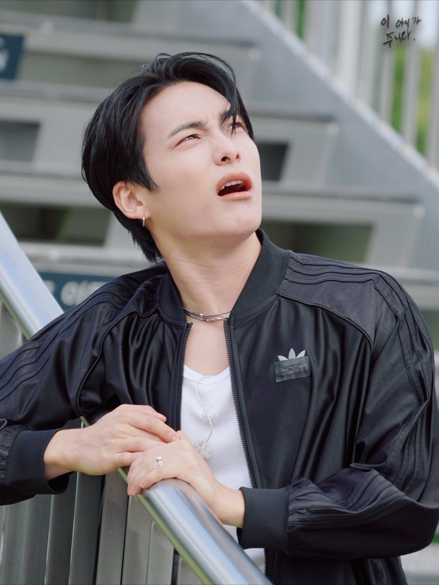 빛나는준희 tweet media