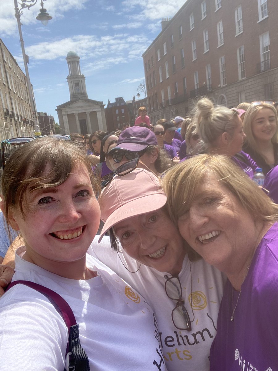 LisCally1990's tweet photo. Here we go! @VhiWMM for @HeliumArts! 🏃🏼♀️Link to support: https://t.co/BVkYh8sHVn
#vhiwmm #minimarathon #vhiwomensminimarathon #vhiwmm2024 #creativitychangeslives https://t.co/RZhUnDe4lm