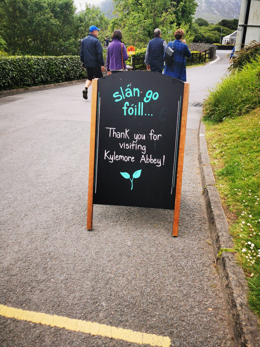 A quick walk around <a href="/Kylemore/">Kylemore Abbey</a> before our afternoon tour @dkconnemaraoysters