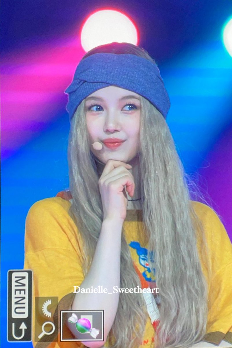 Danielle_Sweetheart tweet media
