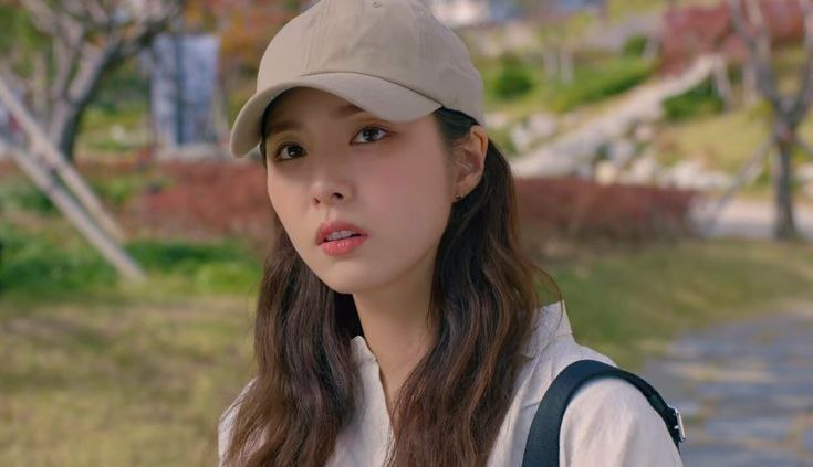 kdrama_menfess's tweet photo. •kdm• 

cowo green flag mah udah biasa, sekarang coba tunjukin cewe green flag-mu itu 😋 https://t.co/NVgdV6Sf04
