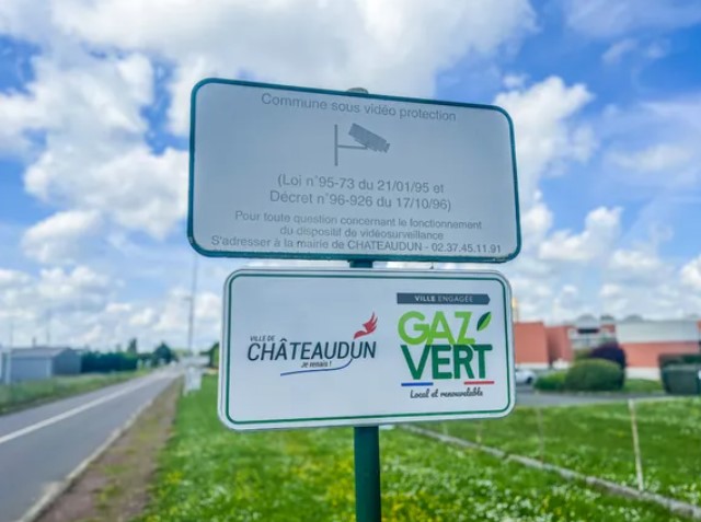 La ville de Châteaudun affiche son engagement en faveur du gaz renouvelable : "À Châteaudun, on voit la ville en vert " 
lechorepublicain.fr/chateaudun-282…
