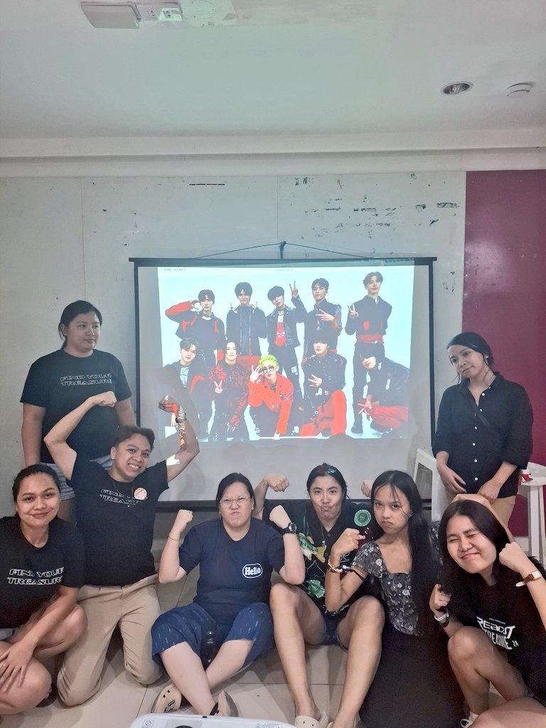DavaoTeumesPH's tweet photo. Thank you for coming Teumes! ๐ฉต
Super enjoyyy, pamaol iz real gyud ni ugma, murag kita nasad ang nagconcert ๐
Treasure Back to Back Concert Watch Party by @DavaoTeumesPH ๐๐๐ค
Thank you so much @CupzofJCafe ๐ฉต๐ฉต๐ฉต
#HelloTour
#TeuDay #TREASURE https://t.co/Jnu6p4QEj8