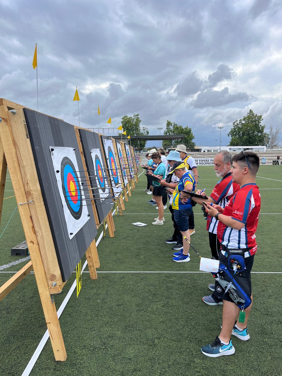 #ArcoDiscapacidad24

Medallistas en la categoría de DI (Discapacidad Intelectual):

550 Adrián Millán GAL
516  Adrián Méndez NAV
435 María García AST

¡¡Enhorabuena chic@s!!

Resultados:
ianseo.net/TourData/2024/…