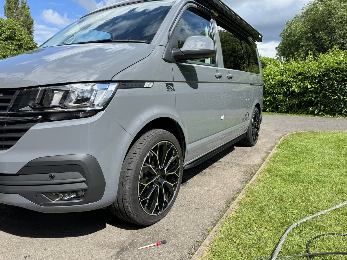 ScorpionDetail1's tweet photo. Some recent jobs.. wow. Sometimes it is total enjoyment seeing the change from dirty to clean but also repeat business. #scorpion #clean https://t.co/Zl4qpHgWph