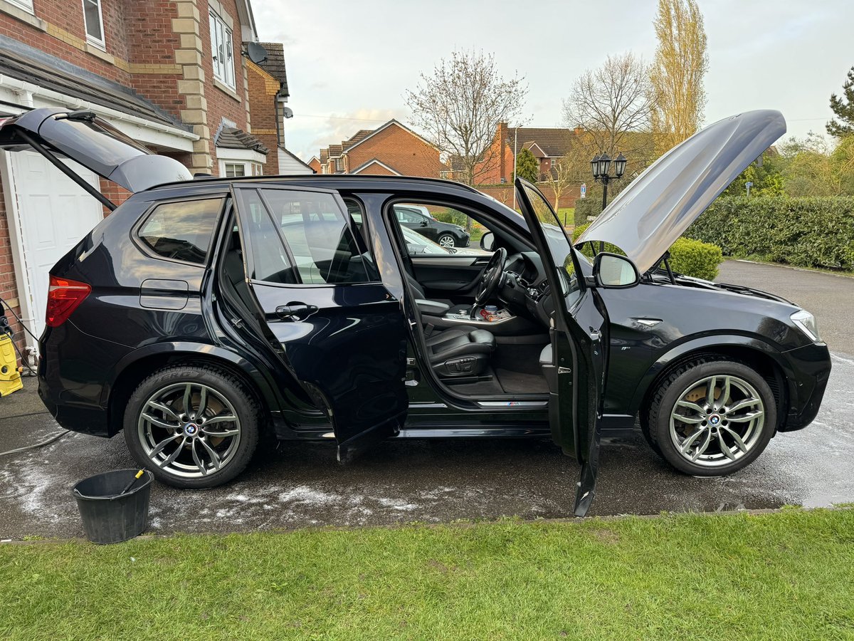 ScorpionDetail1's tweet photo. Some recent jobs.. wow. Sometimes it is total enjoyment seeing the change from dirty to clean but also repeat business. #scorpion #clean https://t.co/Zl4qpHgWph