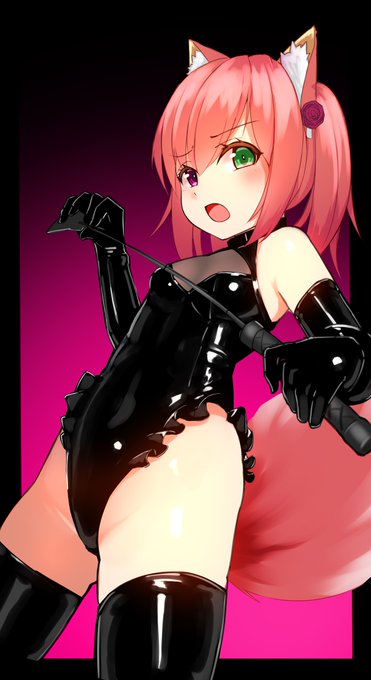 skeb納品しました～
女王様な狐の女の子です。 