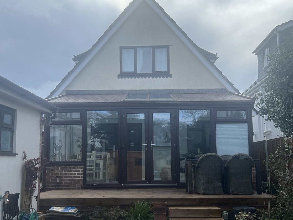 Another Replica Tiled Roof Extension using the Ultraframe Ultra Roof supplied by John Fredericks Plastics Ltd. With the wall frames being Rosewood / White the Terra Brick colour roof looks great!!