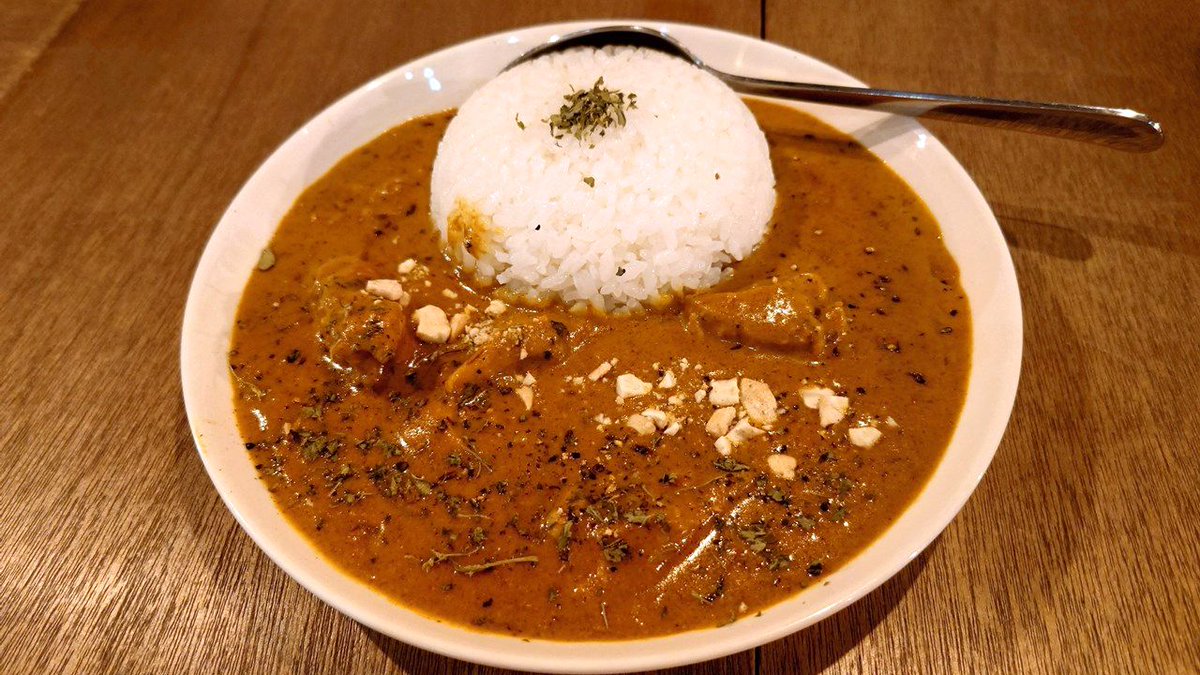 takaoku's tweet photo. 2024年6月の読書会「本と珈琲」#41
今回の参加者は8名（初参加1名）

終了後はいつもの #ANDBOOKS
本日のカレーは、バターチキンカレー

次回は 7/6 18:00から #八戸ブックセンター
#本のまち八戸 #八戸 #本と珈琲 https://t.co/r8SGVzCMwF