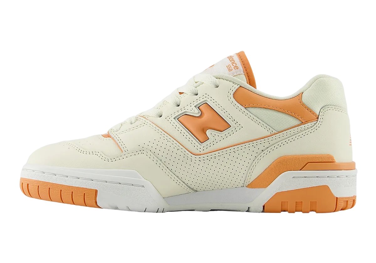 For the women sneaker heads out there, gift yourself this New Balance 550 WMNS Angora Copper sneaker 👟 today!!! 💯💯💯Authentic and guaranteed quality. Click below👇🏾 to make your order!!! Worth every dollar 💵 #sneaker #shoe #nike #casual 
@kicksonfire : kicksonfire.sjv.io/6emgvG