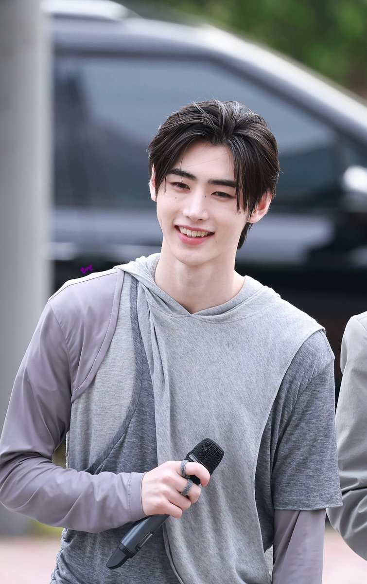 240530 M COUNTDOWN MINI FANMEET SUNGHOON 🩶🩶🩶

#ENHYPEN #엔하이픈 #エンハイプン #SUNGHOON #박성훈 #성훈 #ソンフン