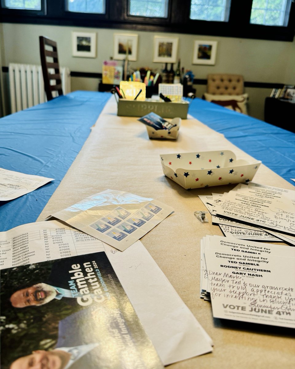 TedGamble4BLMFD's tweet photo. Our amazing network of volunteers have been hard at work knocking on doors, writing postcards to get out the vote for Democrats United for Change and Integrity! 
Vote June 4!
#bloomfield #bloomfieldnj #teamgamblecauthen #tedgamble4bloomfield #GOTV https://t.co/rFEQL5lgn2