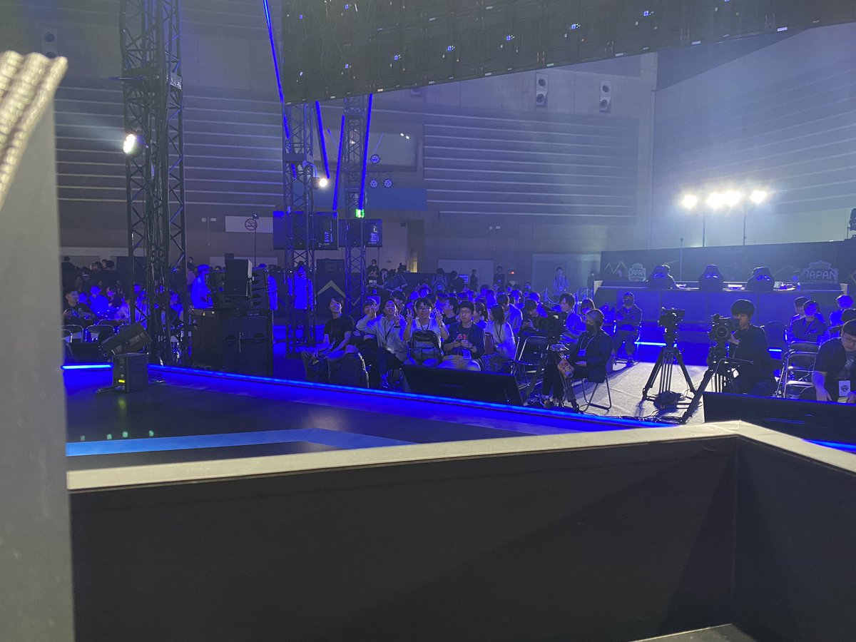 ふぁぞると👖 tweet media