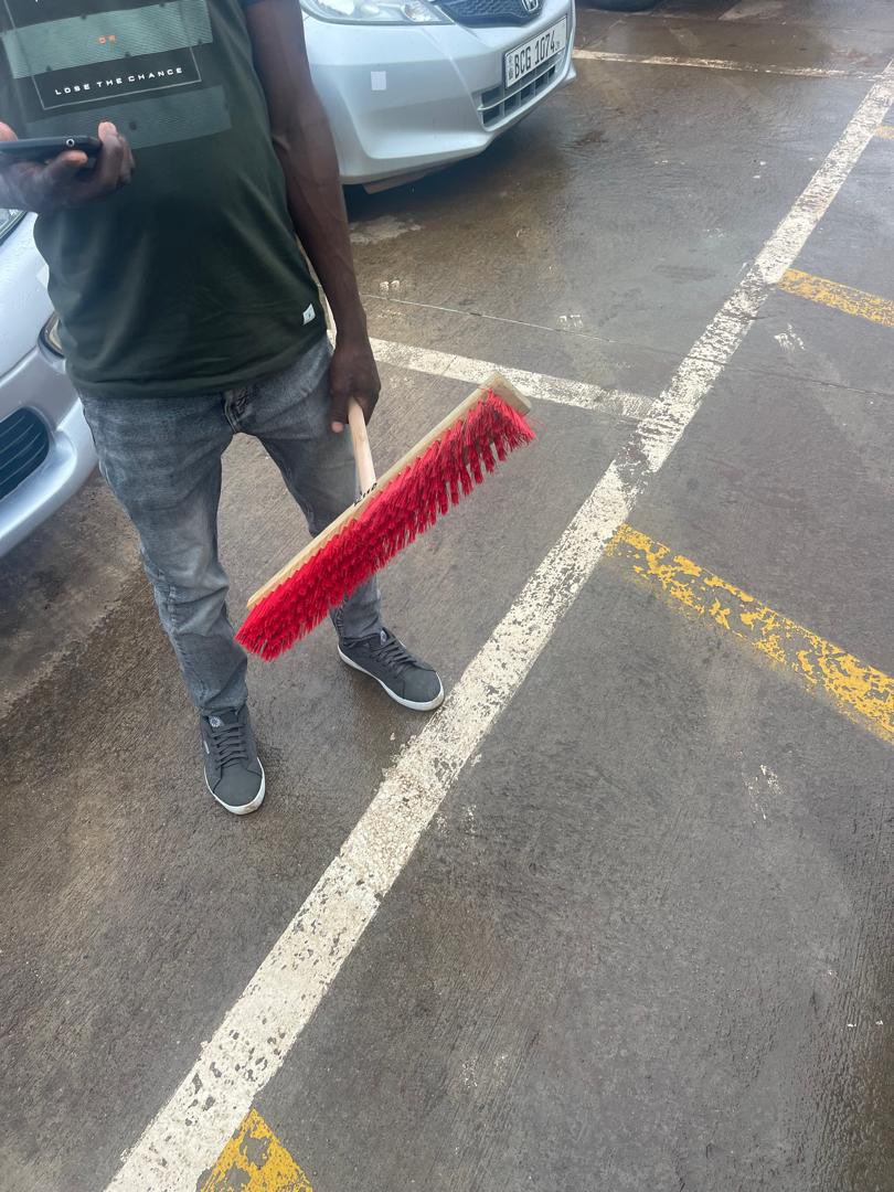 IamKilogrammar's tweet photo. @BuyoyaJonah Sent our driver to meet @Sheneazar to deliver AdBLUE to top in a vehicle. Lo and behold, the guy left Chingola to Kitwe with a HARD BROOM. 💀 https://t.co/0FhzW4v3a6