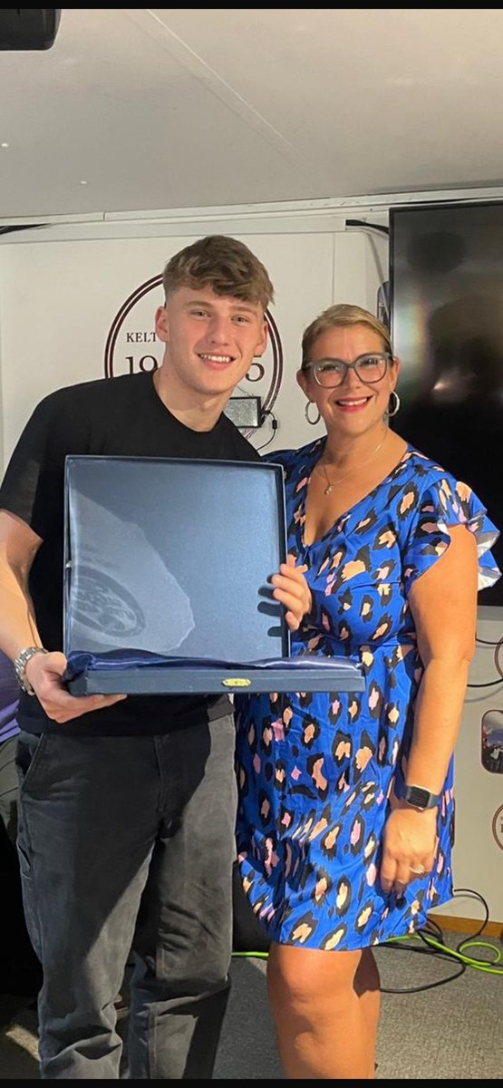 KeltyHearts20s's tweet photo. End of season awards for the U20s last night. Picking up top goal scorer @jack_odonnell1 https://t.co/SfX95CFmRx