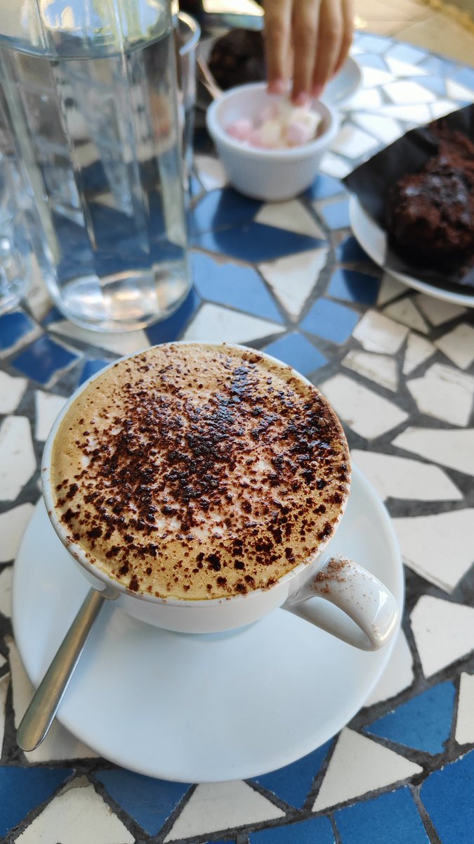 Martin_Abrams's tweet photo. Thank you to everyone that came down to the first Community Clean up and Cuppa 🚮☕ event today. 

Filled plenty of bags before heading to the lovely Cafe Barcelona for a cuppa! 

Next one on Sunday 7th July at 10am watch this space for details. 

#streatham #communitypride https://t.co/AZf6iTuqsM