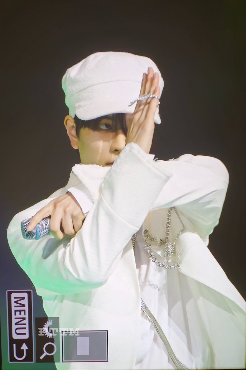 240602 K-WAVE

#Straykids #스트레이키즈                 
#승민 #seungmin