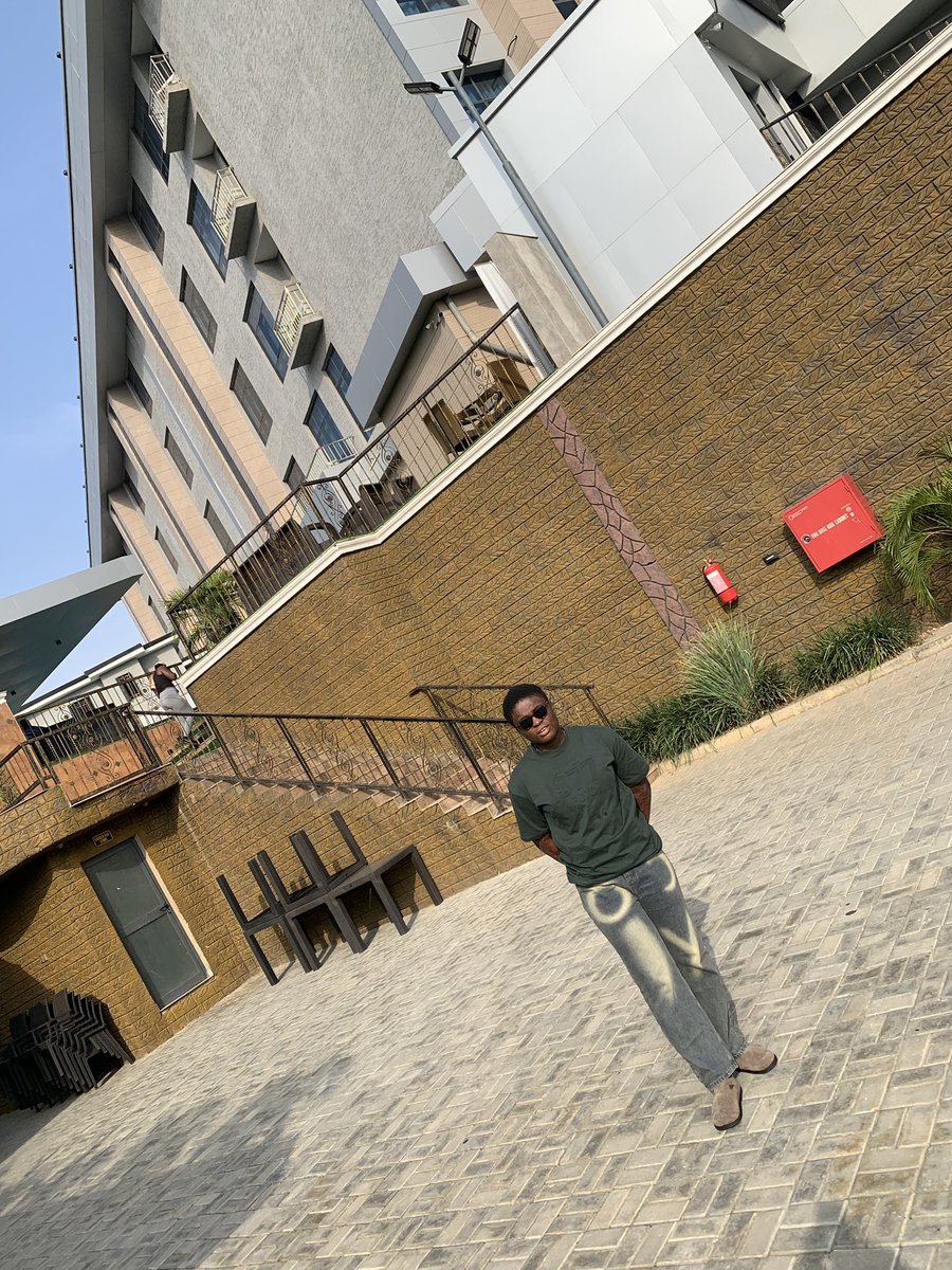 Amakha of Hoofedwear tweet media