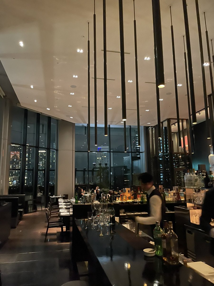 連日の飲みの締めくくりに🍷