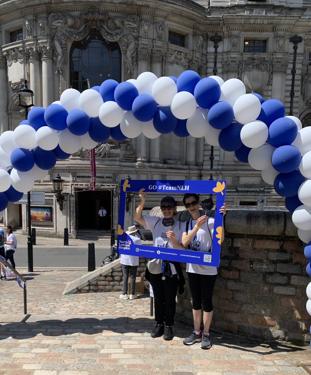 DAlex40's tweet photo. What a beautiful day! Walking for a very worthy charity @NLondonHospice #BFW https://t.co/SyKx1WBtly