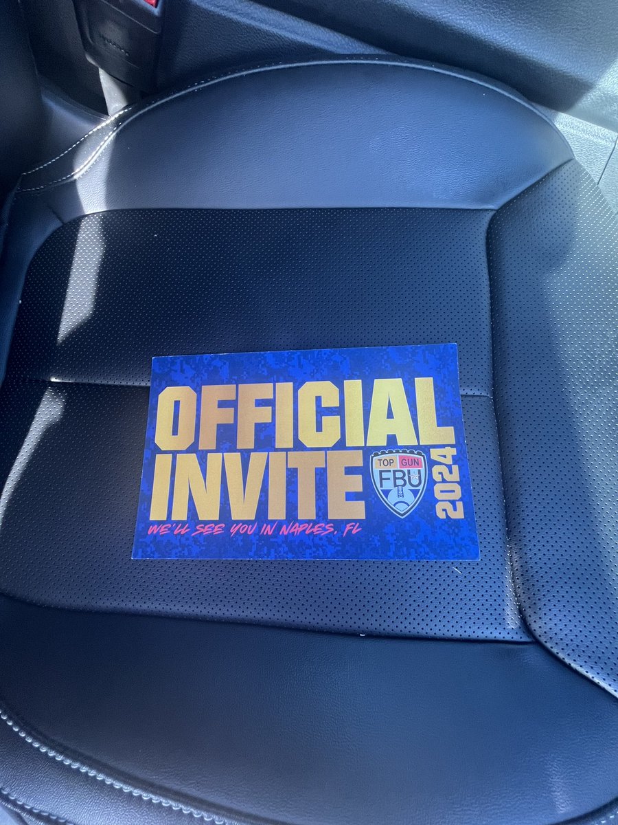 Had a amazing time competing and learning yesterday at the FBU camp and earned myself an invite to TopGun 

@PRZPAvic <a href="/EdOBrienCFB/">EdOBrienCFB</a>
<a href="/AlPopsFootball/">𝐀𝐋 𝐏𝐨𝐩𝐬</a>
<a href="/T_Roken/">Tim Roken</a> <a href="/PrepRedzonePA/">Prep Redzone Pennsylvania</a>
@RivalsFriedman <a href="/DemetricDWarren/">Demetric D. Warren</a> <a href="/TheUCReport/">Billy Tucker</a> @TheSHOWByNXGN
<a href="/TorreySmithWR/">Torrey Smith</a> <a href="/DBarnes_18/">Deion Barnes</a>