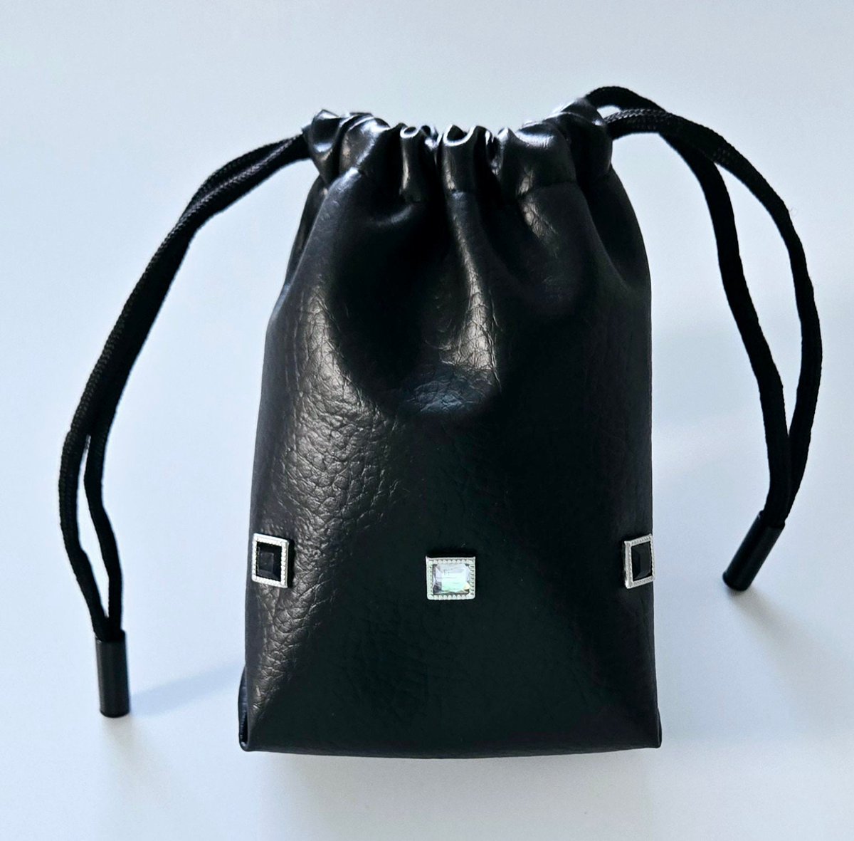 MsTraceysTreas1's tweet photo. https://t.co/u8ctvRS5Dp
Mini Pouches
#snazzy #upscale #TravelSmart #travel #jewelry #makeup #accessories #blackbag #fashion #purse #pocketbook #gamebag https://t.co/SrYfyvd3qJ