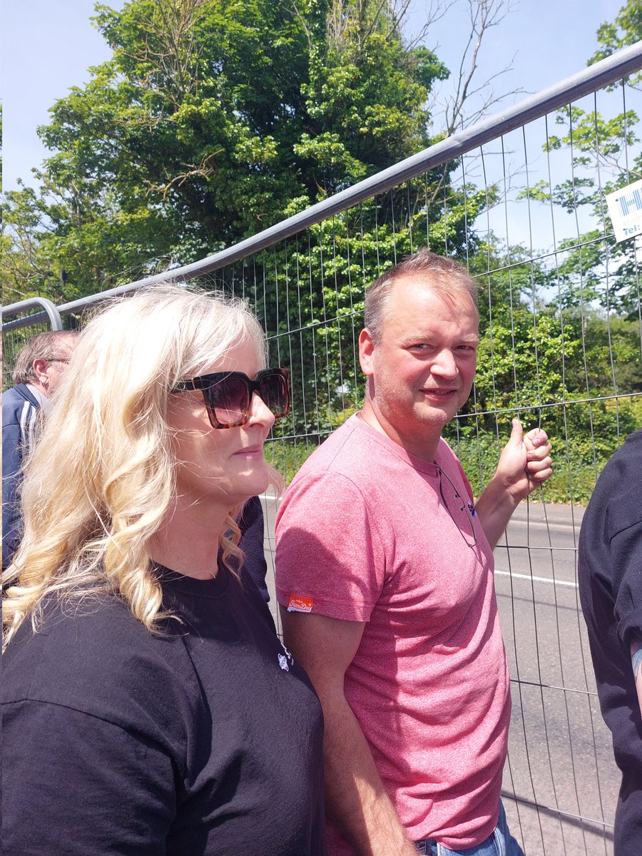 racing_bd's tweet photo. Waiting for the RST Superbike TT Race to start with @MariaCostello 👍🏍🏁🇮🇲
#racing #iomtt #mariacostello #livingthedream https://t.co/1wyeHVwTga