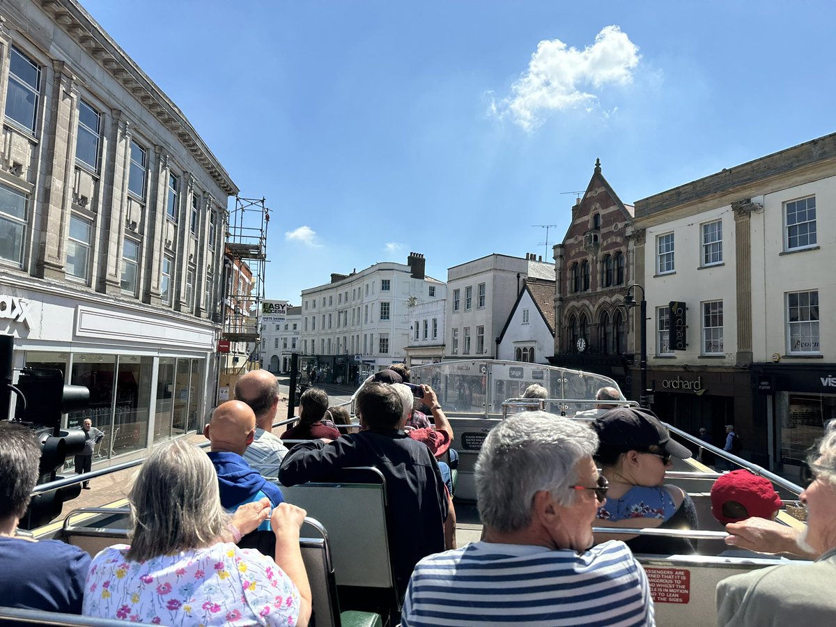 KonradKasek's tweet photo. Taunton Vintage Bus Running Day!🚌👍 https://t.co/7kNvoDHE8S