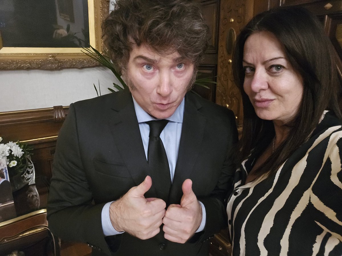 LA POLÍTICA MISERABLE 
Los ataques a Pettovello revelan el modo miserable en que opera la política. Detectan una causa noble y detrás de ella arman una montaña de quioscos de corrupción. Cuando viene un honesto/a a terminar con la corrupción y así que la ayuda llegue sin