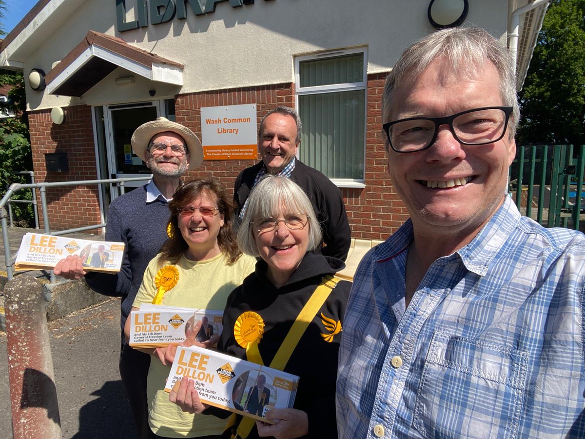 DrMegThomas's tweet photo. #Libdems out in force today canvassing in #Newbury and #westberks People are so sick of the Tories, destroyers of our public services. I headed deep south! #LeeforMP. If you can spare anytime to help us visit https://t.co/T1NC5xna20 https://t.co/dVnKevWKyC