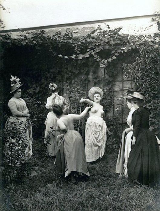 Reddit says
'These images refer to an infamous and singular event that happened in August, 1892, between two female members of the aristocracy (Princess Pauline Metternich, and the Countess Kielmannsegg) in Lichtenstein, apparently over a disagreement about floral arrangements'