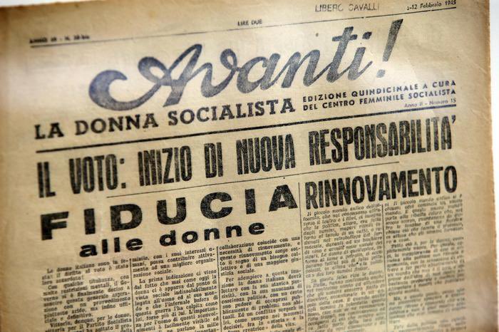 ewemmajane's tweet photo. viva la repubblica, viva la democrazia 🇮🇹 https://t.co/BAuX4Kjvqo