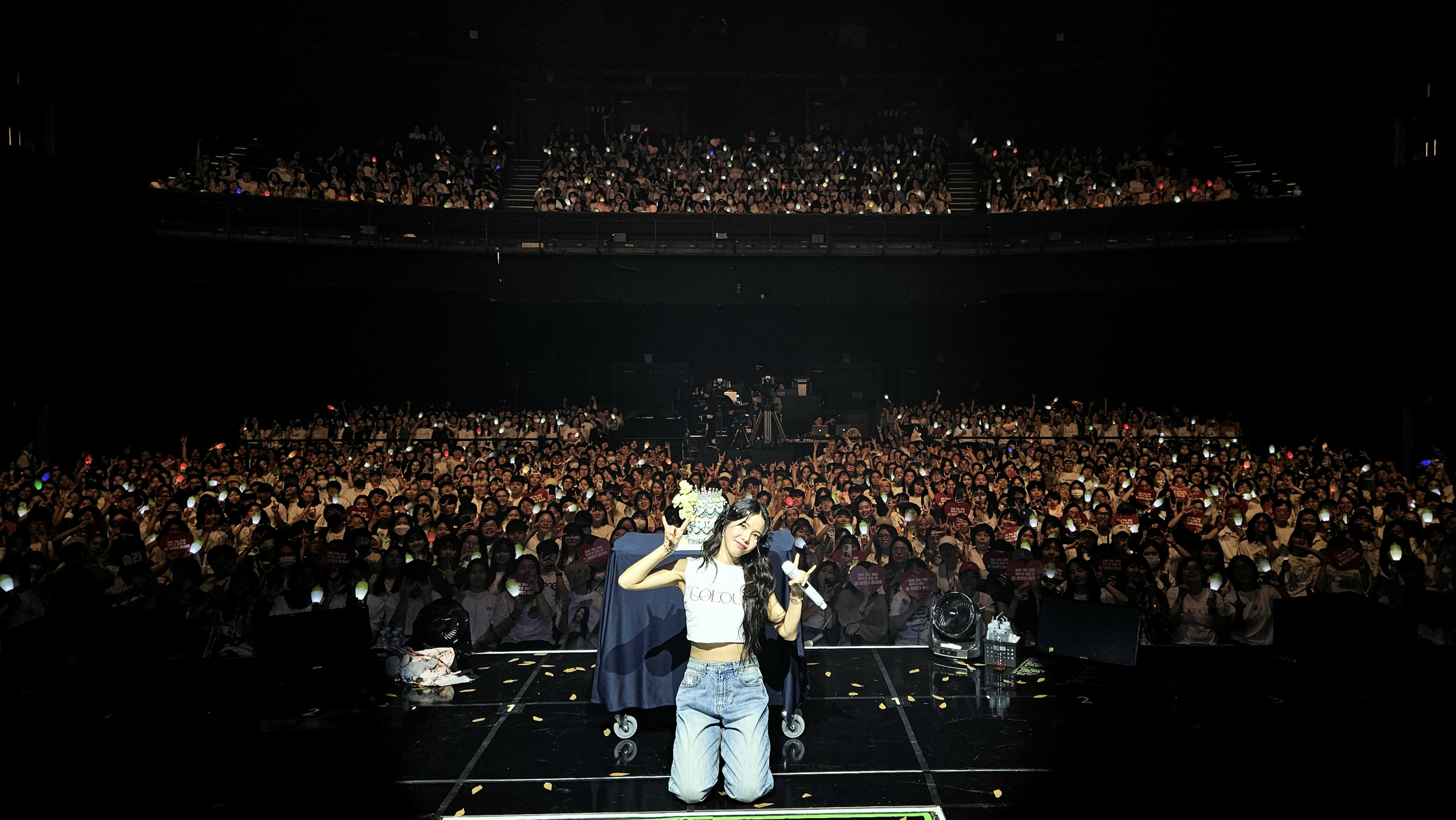 GPEircpasAA6IVY?format=jpg&name=4096x4096