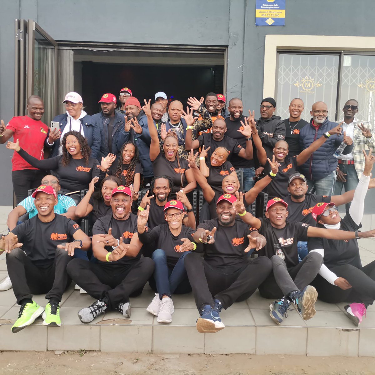 Humbu30's tweet photo. #SundayCrew #BeanBus #MidWeekCrew Comrade Send-off https://t.co/XP6BcXpAfi