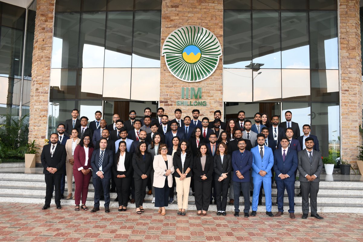 PGPEx 25
In the corridors of IIM, the spirit of India thrives with a vibrancy that is unmatched. The PGPEx 25 batch is a testament to this rich tapestry of our nation. From the genteel 'Nawabs of Lucknow' to the intellectual 'Babumoshais of Bengal'.