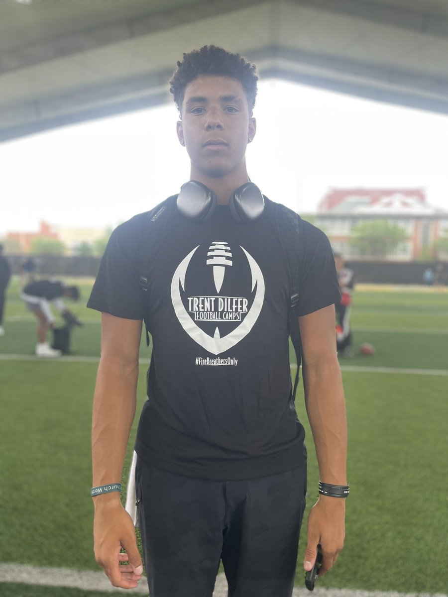 THE PLATFORM (@theplatformdr) on Twitter photo QB House Bus Retreat: UAB Day One Standouts - Closer Look ⭐️
<a href="/KxndallJxhnson/">Kendall J. Johnson</a>
<a href="/Joe1morris/">Joel Morris</a>
<a href="/jaylen_white12/">JAYLEN WHITE DUAL THREAT QB</a>
<a href="/813_mcdonald/">Myles Lloyd McDonald C/O 27✞</a>
<a href="/Showtime2swift/">Jerry Thomas</a>
<a href="/blakejohnson_11/">Blake Johnson</a>
<a href="/jayythomas_11/">Jeremiah “3” Thomas</a>
<a href="/coreybarberjr/">Corey Barber</a>
<a href="/NoahBrown222/">Noah Brown</a>
<a href="/QBHouse55/">Coach Bj Hall</a>
READ: theplatform.drsportz.com/2024/06/01/qb-… QB House Bus Retreat: UAB Day One Standouts - Closer Look ⭐️
<a href="/KxndallJxhnson/">Kendall J. Johnson</a>
<a href="/Joe1morris/">Joel Morris</a>
<a href="/jaylen_white12/">JAYLEN WHITE DUAL THREAT QB</a>
<a href="/813_mcdonald/">Myles Lloyd McDonald C/O 27✞</a>
<a href="/Showtime2swift/">Jerry Thomas</a>
<a href="/blakejohnson_11/">Blake Johnson</a>
<a href="/jayythomas_11/">Jeremiah “3” Thomas</a>
<a href="/coreybarberjr/">Corey Barber</a>
<a href="/NoahBrown222/">Noah Brown</a>
<a href="/QBHouse55/">Coach Bj Hall</a>
READ: theplatform.drsportz.com/2024/06/01/qb-…