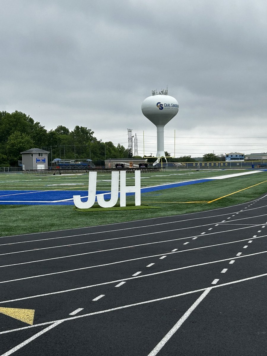 Orland District 135 (@osd135) on Twitter photo It’s graduation day! Our maintenance staff is hard at work this morning making sure everything is dry and ready to go for our three ceremonies today! <a href="/JerlingJayhawks/">Jerling Junior High</a> <a href="/CenturyWildcats/">Century Junior High</a> <a href="/OJHEagles/">OJHEagles</a> It’s graduation day! Our maintenance staff is hard at work this morning making sure everything is dry and ready to go for our three ceremonies today! <a href="/JerlingJayhawks/">Jerling Junior High</a> <a href="/CenturyWildcats/">Century Junior High</a> <a href="/OJHEagles/">OJHEagles</a>