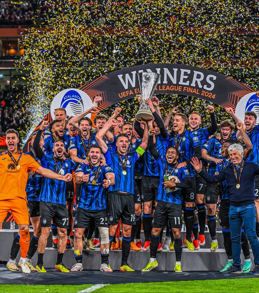 SiaranBolaLive's tweet photo. Rangkuman musim 2023/2024:
#UCL: Real Madrid
#UEL : Atalanta
#UECL: Olympiacos
#PremierLeague: Man City
#Laliga: Real Madrid
#SerieA: Inter
#Bundesliga: Bayer Leverkusen
#Ligue1: PSG
#Liga1: Persib
#Eredivisie: PSV
#FACup: Man United
#CopaDelRey: Athletic Club
#CoppaItalia: Juventus
#DFBPokal: Bayer Leverkusen

Tambahi Sendiri.....